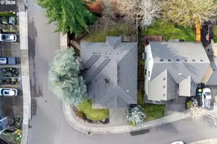 7783 SW Laird Pl, Beaverton, OR 97007 - Photo 46