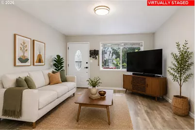 2237 SE 139th Ave, Portland, OR 97233 - Photo 4