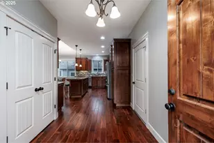 1586 Meridian Dr, Woodburn, OR 97071 - Photo 4