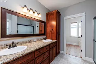 1586 Meridian Dr, Woodburn, OR 97071 - Photo 18