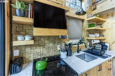 50010 McKenzie Hwy #2, Vida, OR 97488 - Photo 20