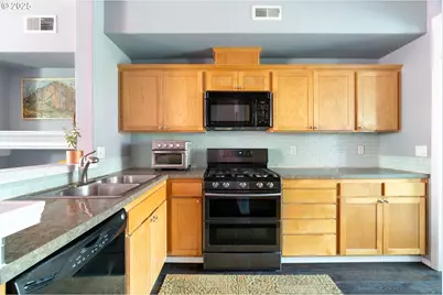 10223 NW Wilshire Ln #37, Portland, OR 97229 - Photo 12