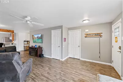 3153 30th Ct, Albany, OR 97322 - Photo 6