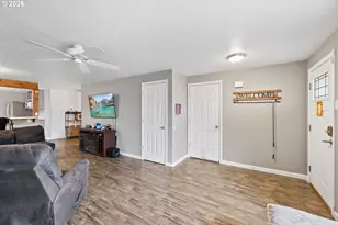 3153 30th Ct, Albany, OR 97322 - Photo 6