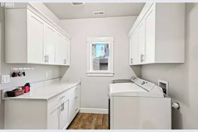 Forrest Ridge Dr, Springfield, OR 97478 - Photo 6