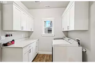 Forrest Ridge Dr, Springfield, OR 97478 - Photo 6