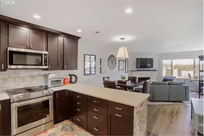 5958 S Riveridge Ln, Portland, OR 97239 - Photo 14
