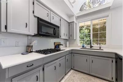 3127 Orchard Heights Rd NW, Salem, OR 97304 - Photo 12