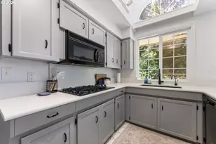 3127 Orchard Heights Rd NW, Salem, OR 97304 - Photo 12