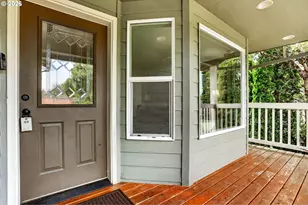 37520 Green Mountain St, Sandy, OR 97055 - Photo 2