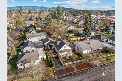 310 N School St, Newberg, OR 97132 - Photo 40