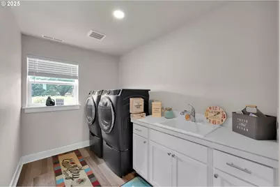 580 S 10th St, Monroe, OR 97456 - Photo 34