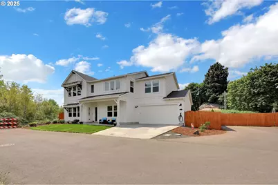 580 S 10th St, Monroe, OR 97456 - Photo 1