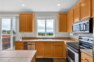 20349 Noble Ln, West Linn, OR 97068 - Photo 10