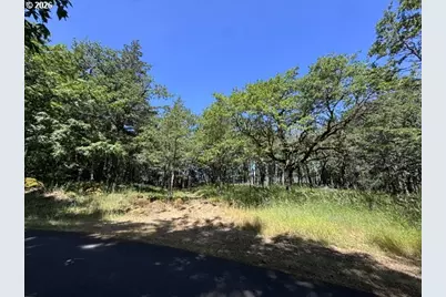 4390 West Ridge Dr, Hood River, OR 97031 - Photo 1