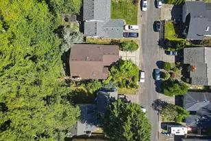 2085 NE Tide Ave, Lincoln City, OR 97367 - Photo 14