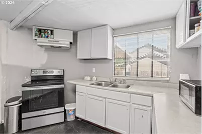 491 Creswood Dr, Creswell, OR 97426 - Photo 8
