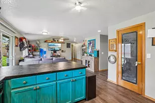 280 E 6th St, Lafayette, OR 97127 - Photo 14