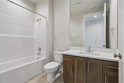 754 Magnolia Ave, Woodburn, OR 97071 - Photo 14