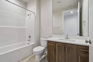 754 Magnolia Ave, Woodburn, OR 97071 - Photo 14