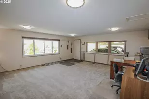 383 Little Valley Rd, Roseburg, OR 97471 - Photo 28