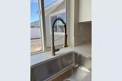 630 Crafton Ln, Stanfield, OR 97875 - Photo 4