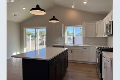 630 Crafton Ln, Stanfield, OR 97875 - Photo 6