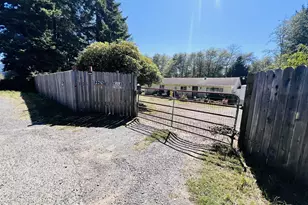 99174 Winchuck River Rd, Brookings, OR 97415 - Photo 4