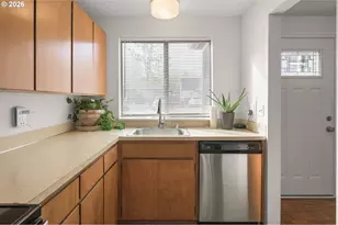 893 Sprague St, Eugene, OR 97405 - Photo 8