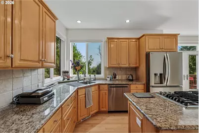 14 Morningview Cir, Lake Oswego, OR 97035 - Photo 12