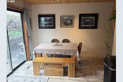 475 Burnham Ave, Maupin, OR 97037 - Photo 28