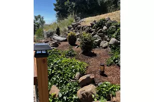 475 Burnham Ave, Maupin, OR 97037 - Photo 24
