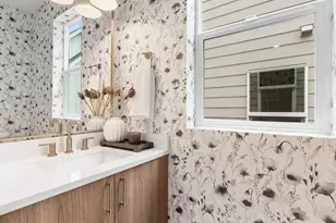 3611 SW Logan St, Portland, OR 97219 - Photo 12