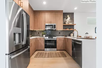 3611 SW Logan St, Portland, OR 97219 - Photo 6