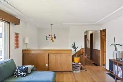 10818 SE Clay St, Portland, OR 97216 - Photo 20