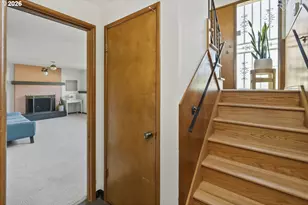 10818 SE Clay St, Portland, OR 97216 - Photo 30