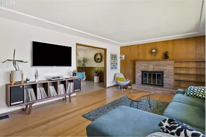 10818 SE Clay St, Portland, OR 97216 - Photo 8