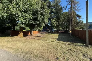 21958 Emma St, Stayton, OR 97383 - Photo 1