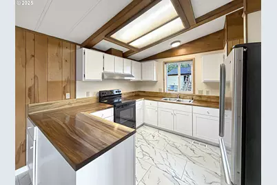 15609 Highway 101, Brookings, OR 97415 - Photo 8