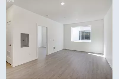 6841 N Montana Ave, Portland, OR 97217 - Photo 16