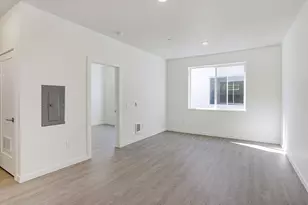 6841 N Montana Ave, Portland, OR 97217 - Photo 16