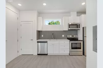 6841 N Montana Ave, Portland, OR 97217 - Photo 18