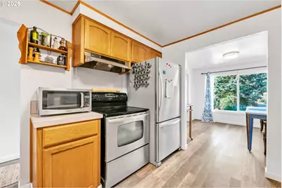 47576 Riverview St, Oakridge, OR 97463 - Photo 16