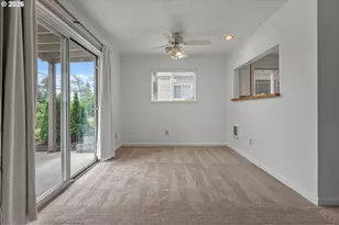 20910 Fawn Ct, West Linn, OR 97068 - Photo 10