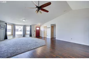 700 NW 24th St, Battle Ground, WA 98604 - Photo 4