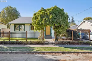 9234 N Central St, Portland, OR 97203 - Photo 2