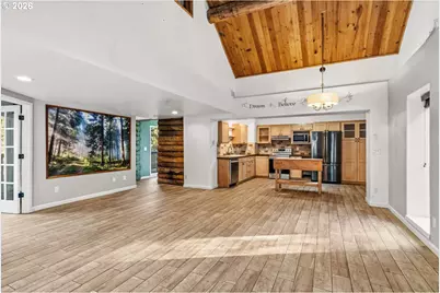 17285 Rustic Ln, Brookings, OR 97415 - Photo 10