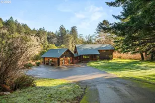 17285 Rustic Ln, Brookings, OR 97415 - Photo 2