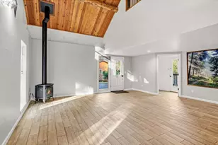 17285 Rustic Ln, Brookings, OR 97415 - Photo 18