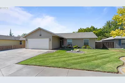 1313 SW Riverhill Dr, Hermiston, OR 97838 - Photo 4